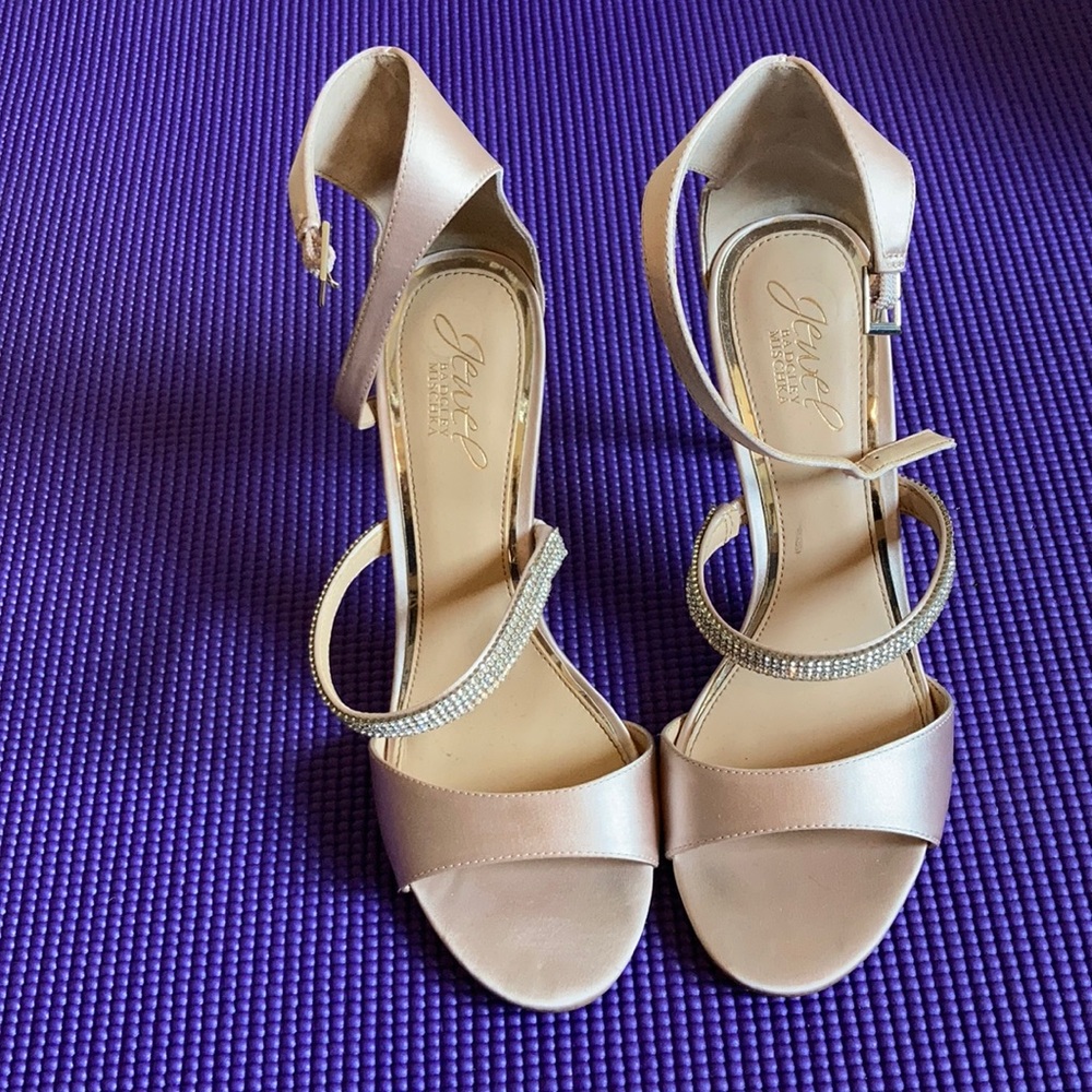 Jewel Badgley Mischka Cream Party Shoes